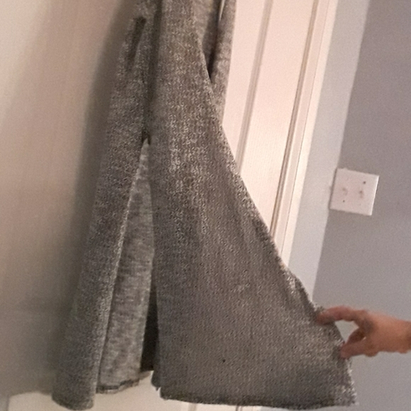 Duster - Picture 2 of 4